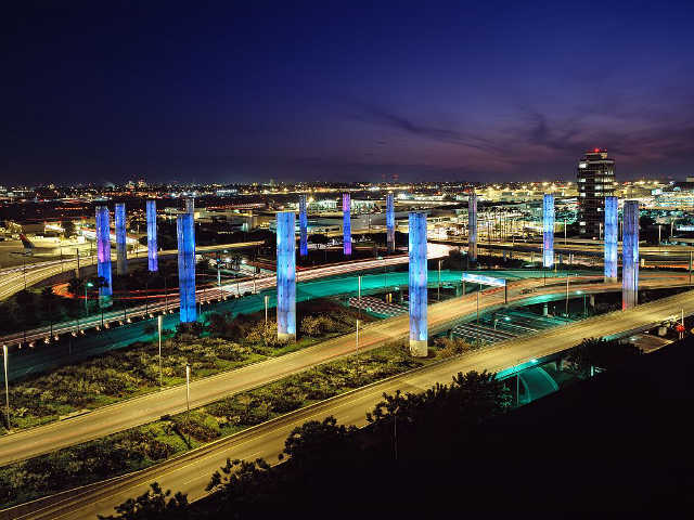 lax at night