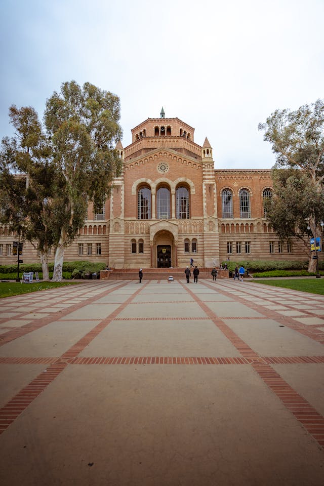 college student rentals in los angeles college 