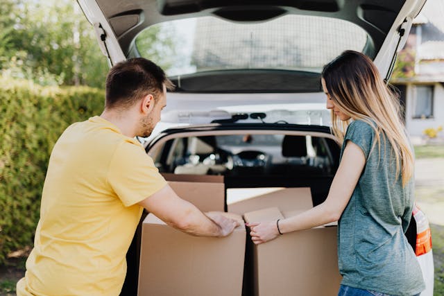 weekly car rental la with a trunk
