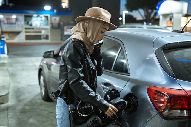 La car hire fuel policies, gassing up