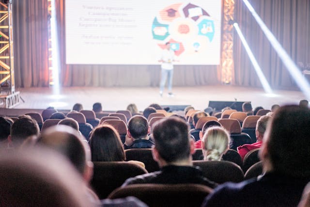 los angeles conference keynote speaker on stage